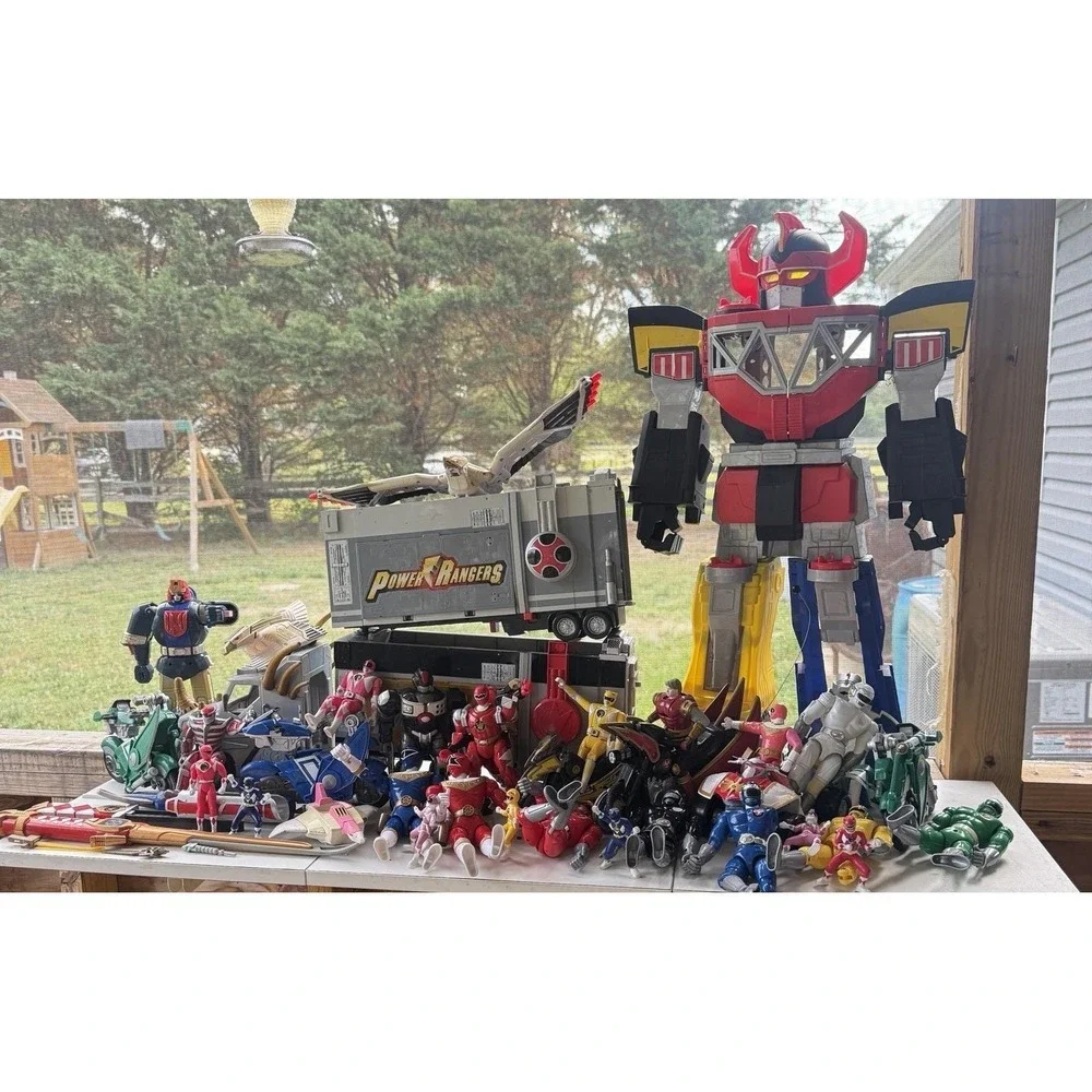 Vintage Power Rangers Action Figures And Vehicles Etc Mixed Lot